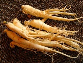 You can use ginseng roots to treat prostatitis at home. 
