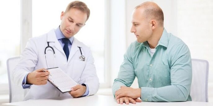 doctor prescribes medicine for prostatitis